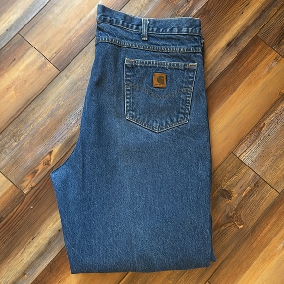 Carhartt 42W x 34L traditional fit jeans - Picture 1 of 4
